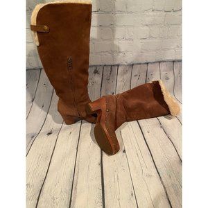 Ugg boots size 8